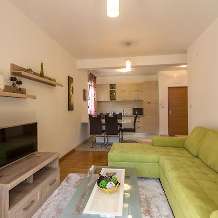 הרצג-נובי Apartments Rivijera מראה חיצוני תמונה
